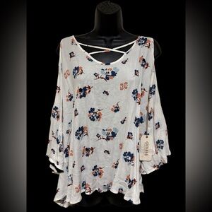 Shyanne Women's Floral Print Cold Shoulder Top - White and Blue